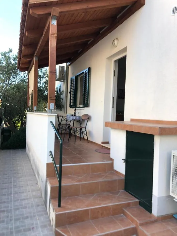 Apartments Mira Trogir